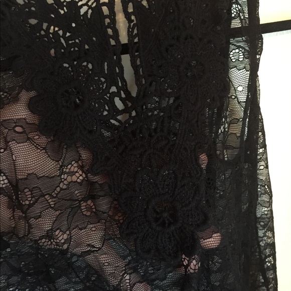 ❤️Black lace blouse - Picture 4 of 6